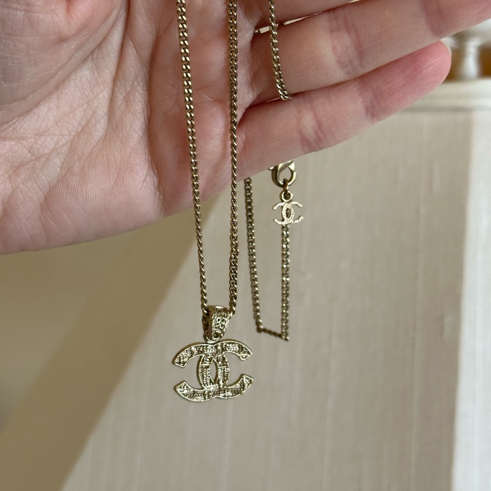 Chanel CC Necklace 2014 - Picture 3 of 8
